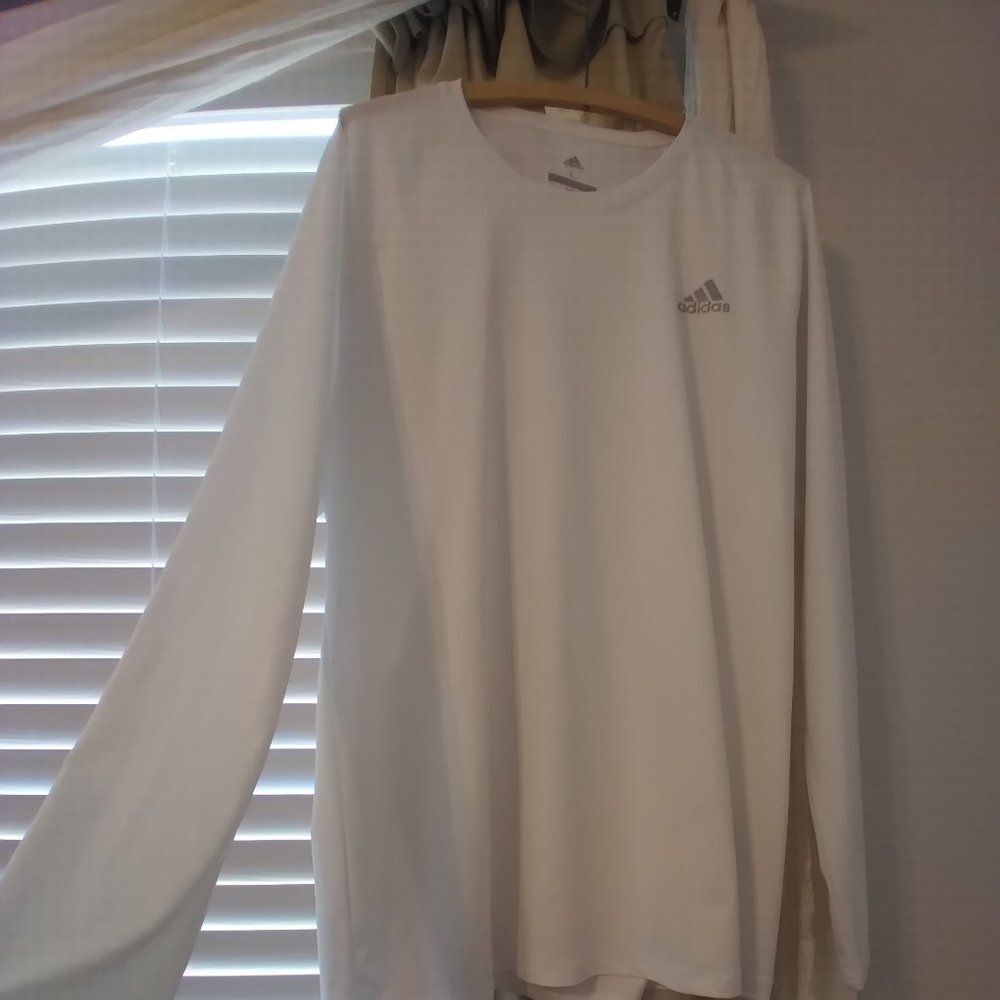 *SALE*  **NWT** Mens White Adidas layering L/S Tshirt Size L